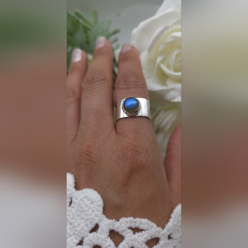 🥰 GLOWING ARTIST RING - Picture 4 of 13